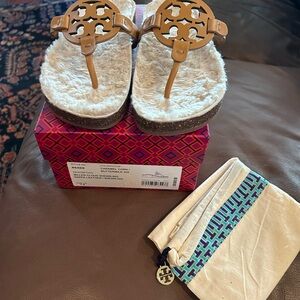 Tory Burch Tan Leather Logo Thong Sandals with Shearling Footbed